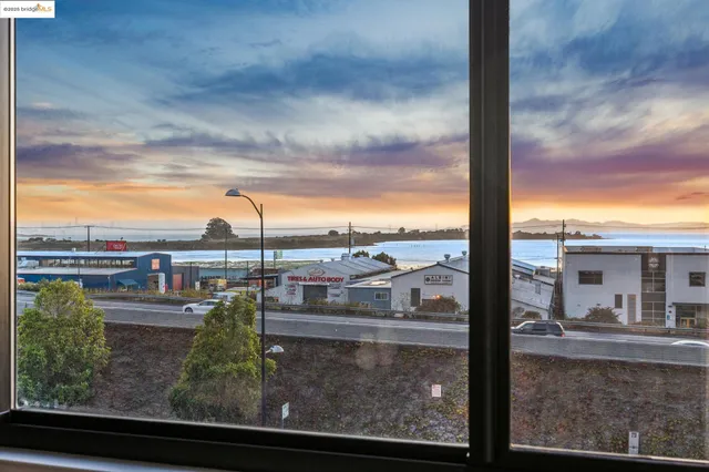 $599,000 | 545 Pierce Street, Unit 1206, Albany, CA 94706