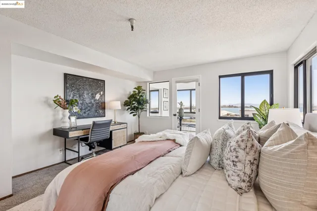 $599,000 | 545 Pierce Street, Unit 1206, Albany, CA 94706