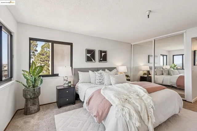$599,000 | 545 Pierce Street, Unit 1206, Albany, CA 94706