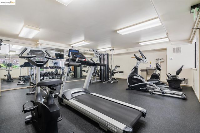 $599,000 | 545 Pierce Street, Unit 1206, Albany, CA 94706