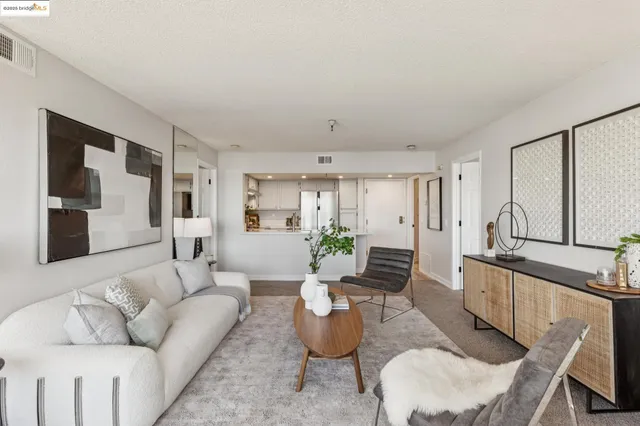 $599,000 | 545 Pierce Street, Unit 1206, Albany, CA 94706