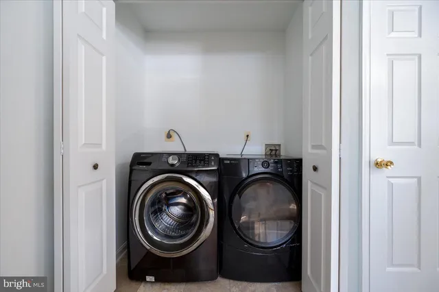 $500,000 | 3587 Loch Haven Drive, Edgewater, MD 21037