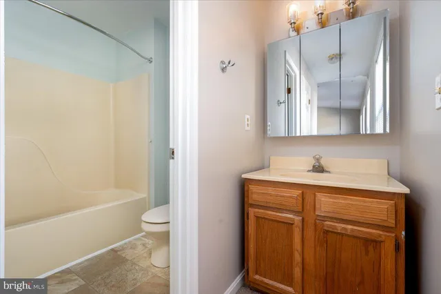 $500,000 | 3587 Loch Haven Drive, Edgewater, MD 21037