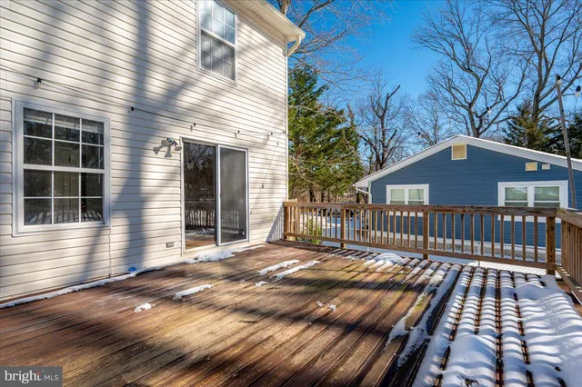 $500,000 | 3587 Loch Haven Drive, Edgewater, MD 21037