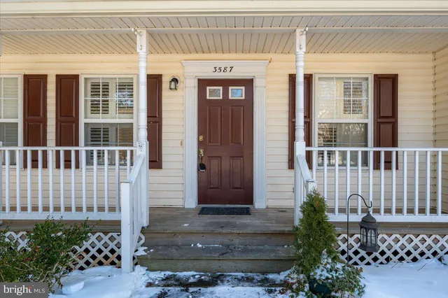 $500,000 | 3587 Loch Haven Drive, Edgewater, MD 21037