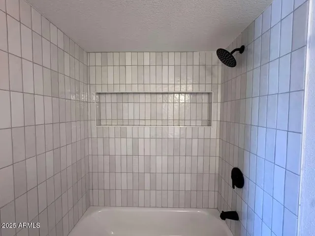 $299,999 | 20228 North 21st Avenue, Phoenix, AZ 85027