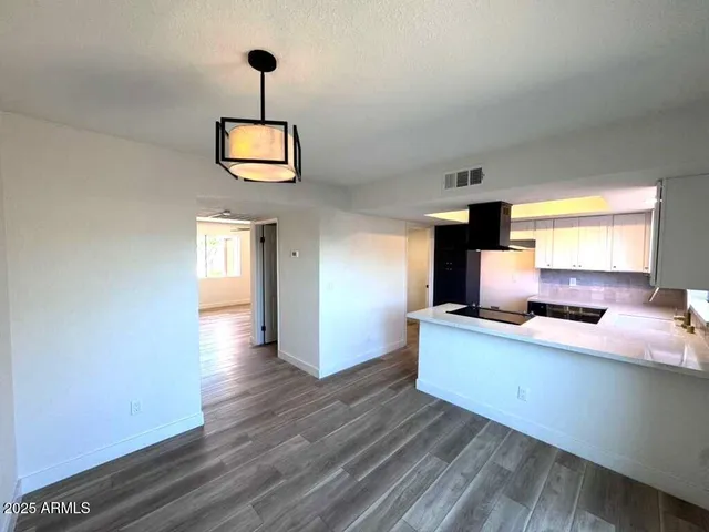 $299,999 | 20228 North 21st Avenue, Phoenix, AZ 85027