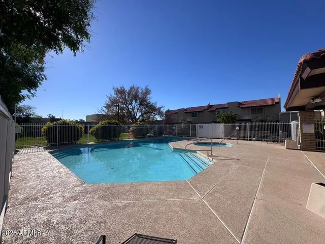 $299,999 | 20228 North 21st Avenue, Phoenix, AZ 85027