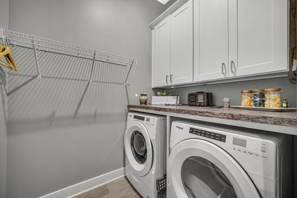 $529,900 | 208 North Campbell Street, Unit 107, Valparaiso, IN 46385