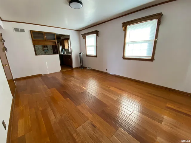 $139,900 | 166 Park Plaza Drive, Canton, IL 61520