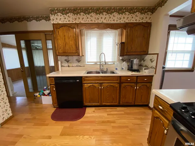 $139,900 | 166 Park Plaza Drive, Canton, IL 61520