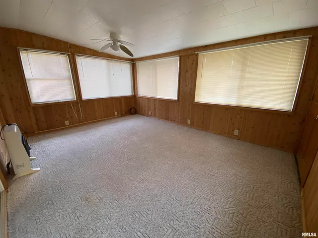 $139,900 | 166 Park Plaza Drive, Canton, IL 61520