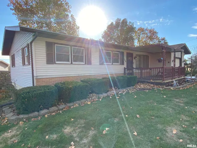 $139,900 | 166 Park Plaza Drive, Canton, IL 61520