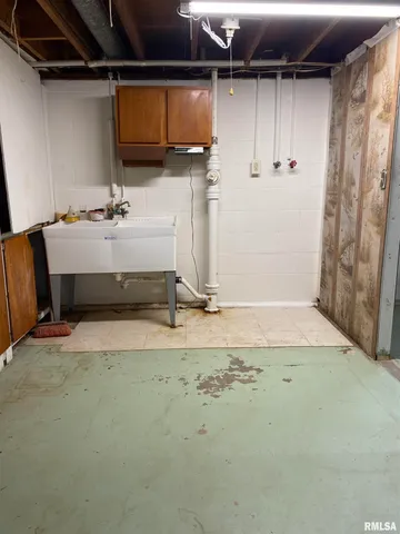 $139,900 | 166 Park Plaza Drive, Canton, IL 61520