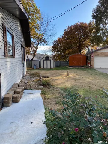 $139,900 | 166 Park Plaza Drive, Canton, IL 61520