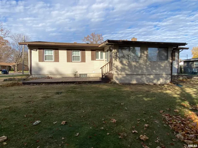 $139,900 | 166 Park Plaza Drive, Canton, IL 61520