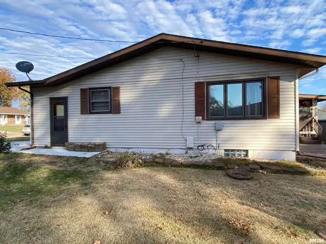 $139,900 | 166 Park Plaza Drive, Canton, IL 61520