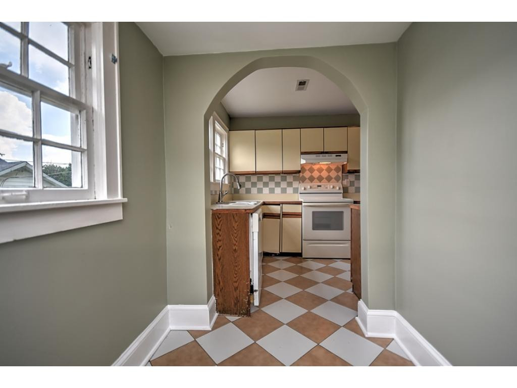 2112 Old Lewis Road Johnson City, TN 37601 - Photo 20 of 36 Photo 20