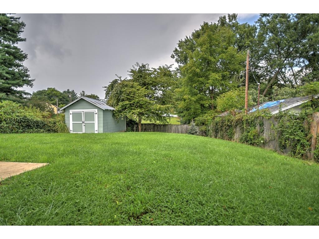 2112 Old Lewis Road Johnson City, TN 37601 - Photo 34 of 36 Photo 34