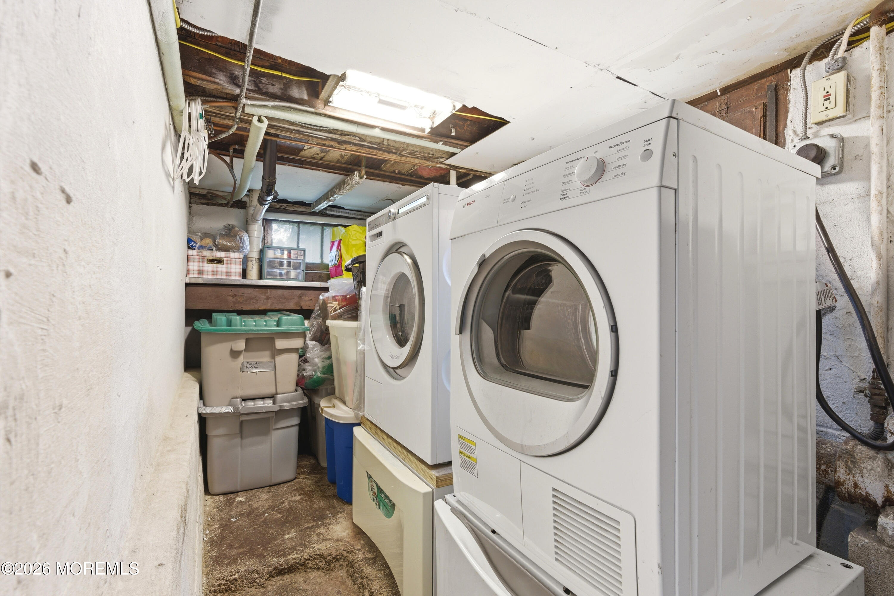 114 Ocean Boulevard Keyport, NJ 07735 - Photo 25 of 41 a utility room with dryer and washer