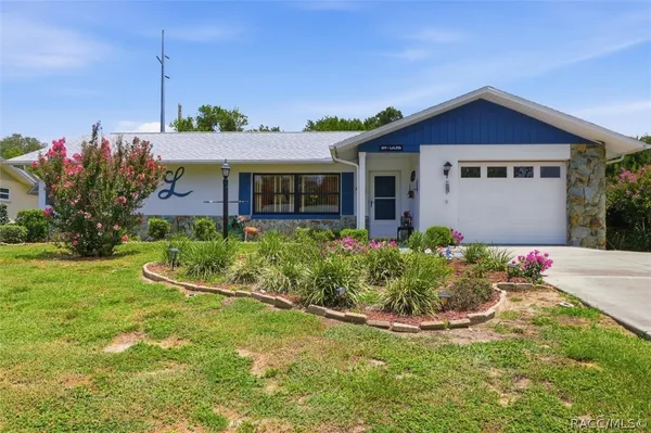 $250,000 | 109 West Sugarberry Lane, Beverly Hills, FL 34465