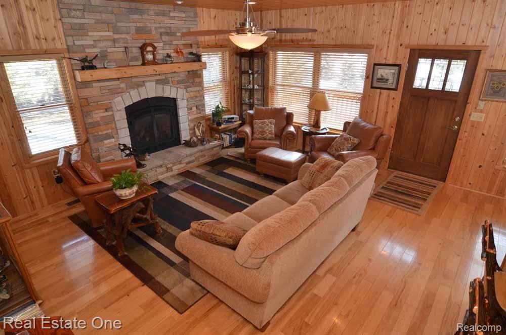 4288 Deer Road Lincoln, MI 48742 - Photo 30 of 53 DSC_3892.jpg