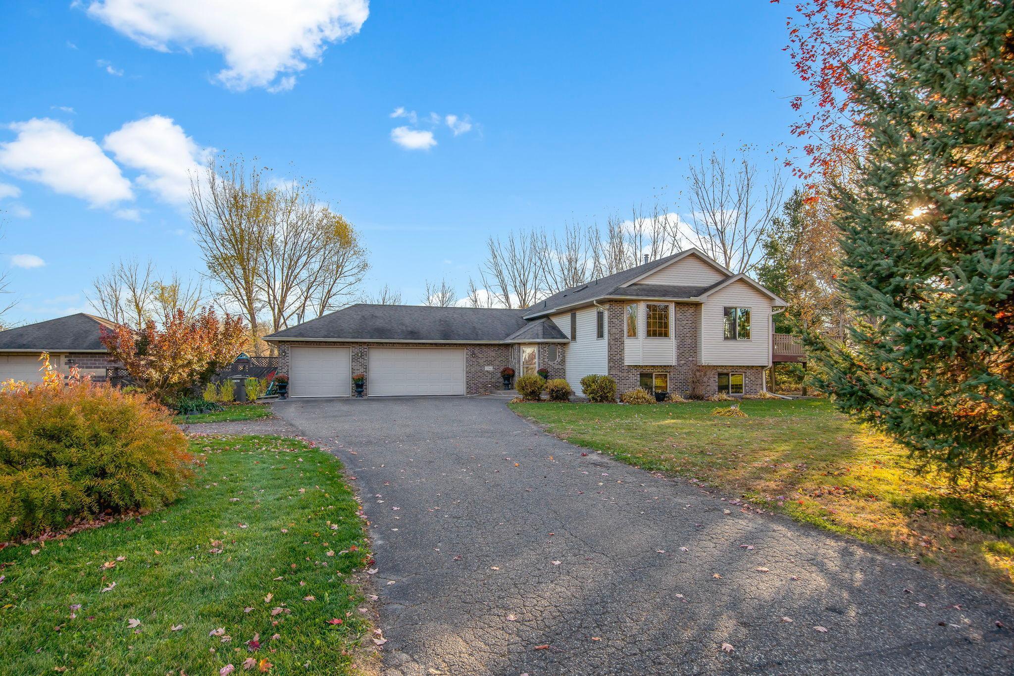 13561 279th Street Lindstrom, MN 55045 - Photo 2 of 73