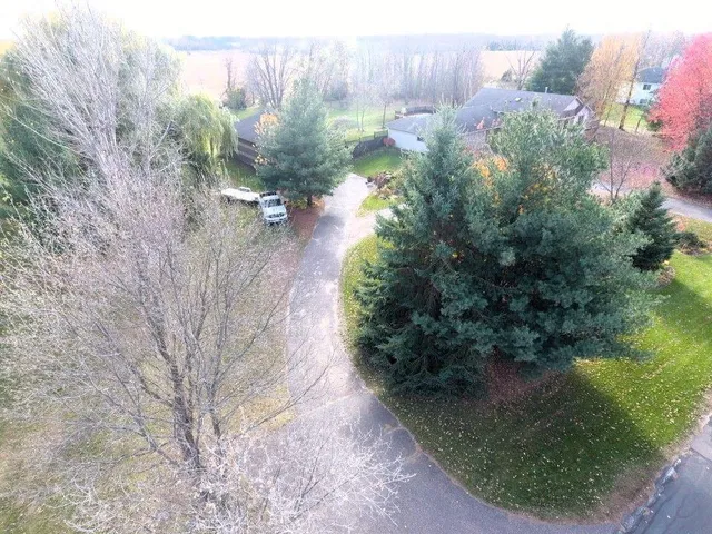 $515,000 | 13561 279th Street, Lindstrom, MN 55045