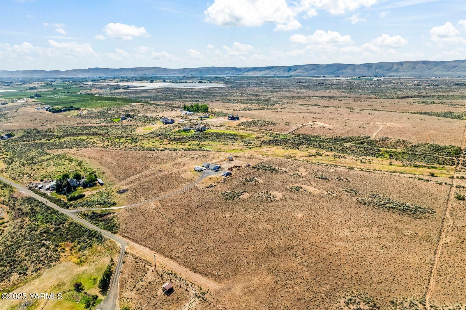 Nka Wakatak Road, Unit 2 Yakima, WA 98908 - Photo 6 of 15 Wakatak Rd
