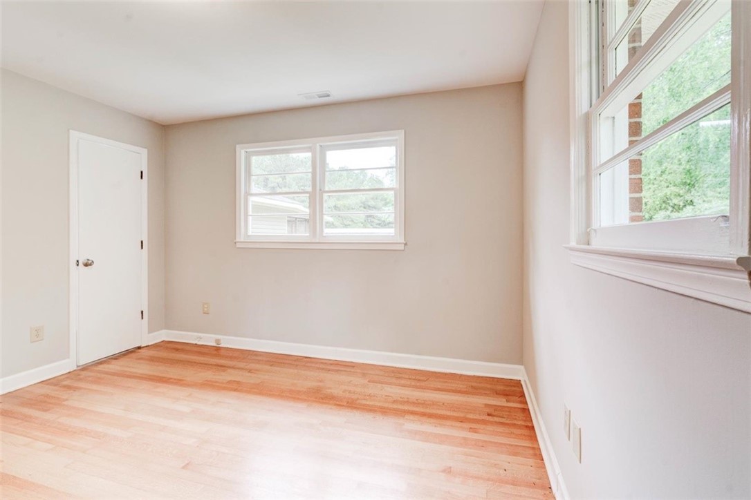 215 Mulliken Road Central, SC 29630 - Photo 10 of 17
