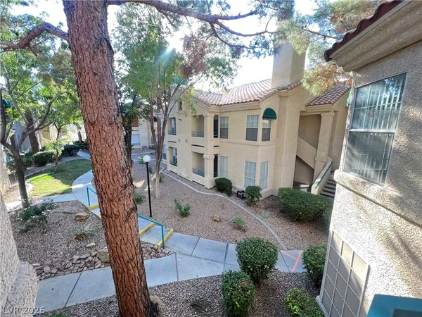 $1,399 | 2251 Wigwam Parkway, Unit 225, Henderson, NV 89074