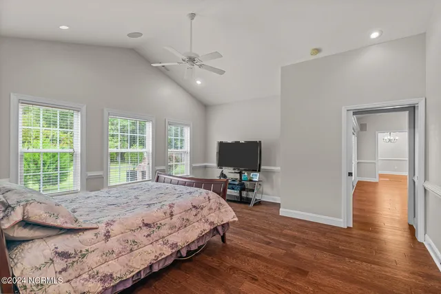 $499,950 | 427 Candlewood Drive, Jacksonville, NC 28540