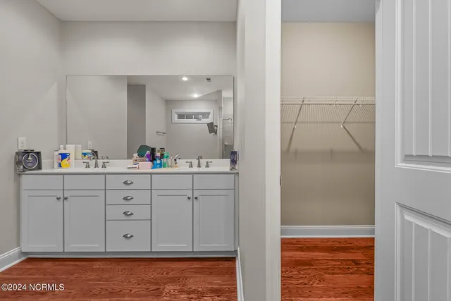 $499,950 | 427 Candlewood Drive, Jacksonville, NC 28540