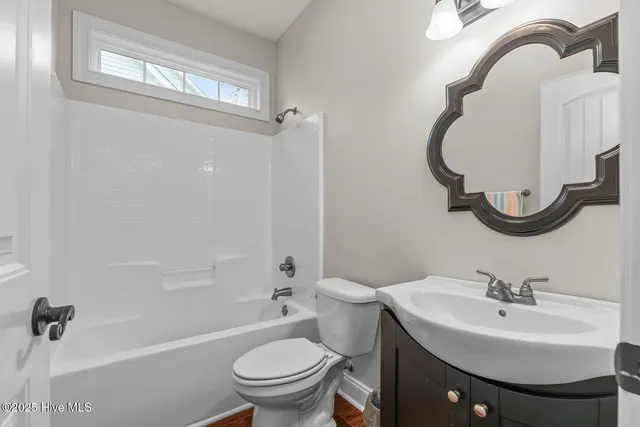 $499,950 | 427 Candlewood Drive, Jacksonville, NC 28540