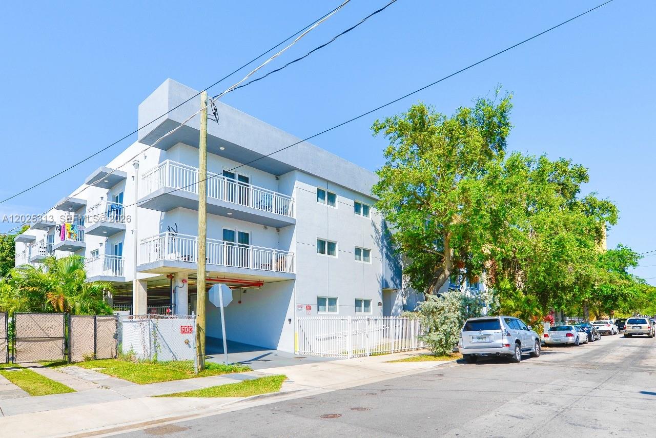 1029 Northwest 3rd Street, Unit 301 Miami, FL 33128 - Photo 2 of 11