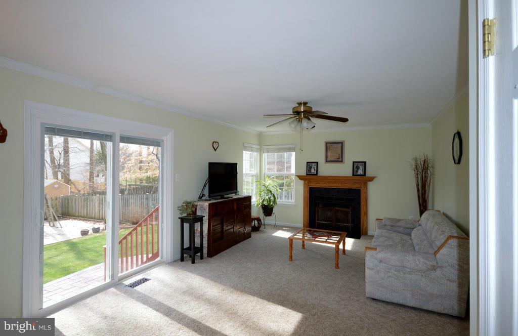 9 Appling Road Stafford, VA 22554 - Photo 7 of 29 Family Room