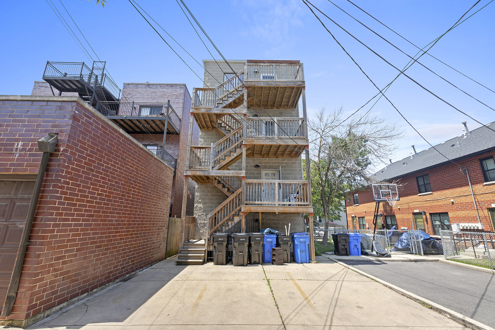 1267 North Honore Street, Unit 3 Chicago, IL 60622 - Photo 17 of 17 a view of a building with a street