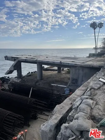 $1,850,000 | 20838 Pacific Coast Highway, Malibu, CA 90265