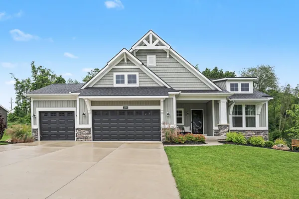 $899,900 | 3899 Autumn Acres Drive, Rockford, MI 49341