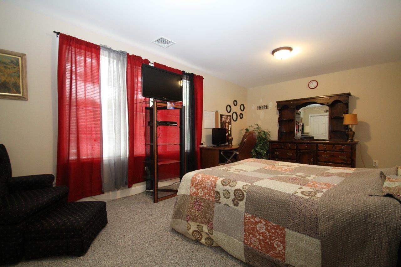 95 Tsienneto Road Derry, NH 03038 - Photo 22 of 40 Gallery Image 22