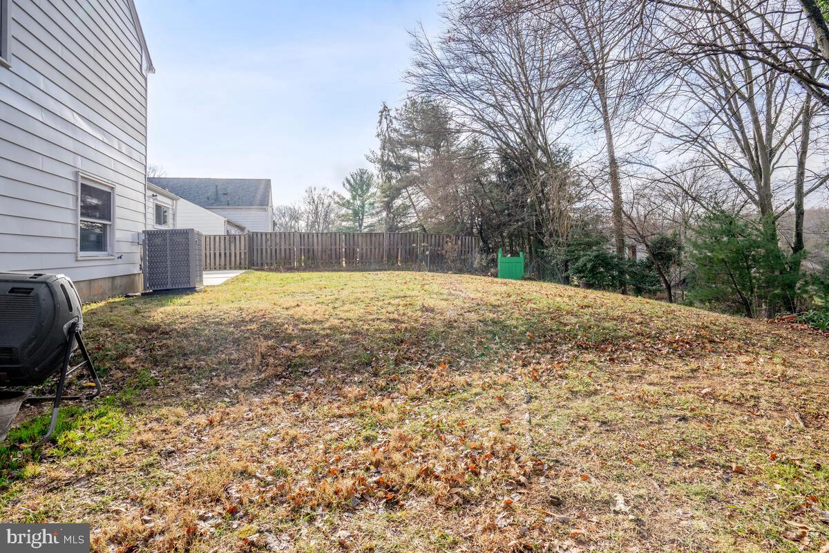 14004 Pond View Road Silver Spring, MD 20905 - Photo 25 of 33 Backyard