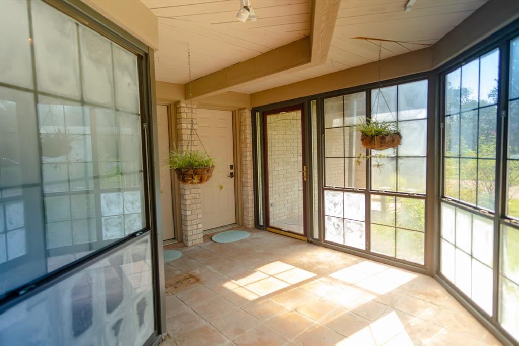 408 Rainey Street Bonham, TX 75418 - Photo 15 of 40 a view of an entryway