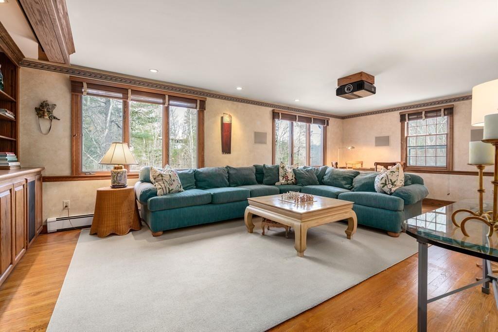 32 Arrowhead Road Weston, MA 02493 - Photo 11 of 30
