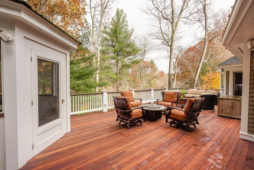 32 Arrowhead Road Weston, MA 02493 - Photo 25 of 30