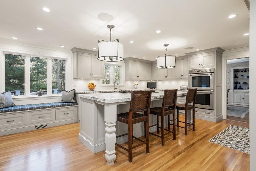 32 Arrowhead Road Weston, MA 02493 - Photo 3 of 30