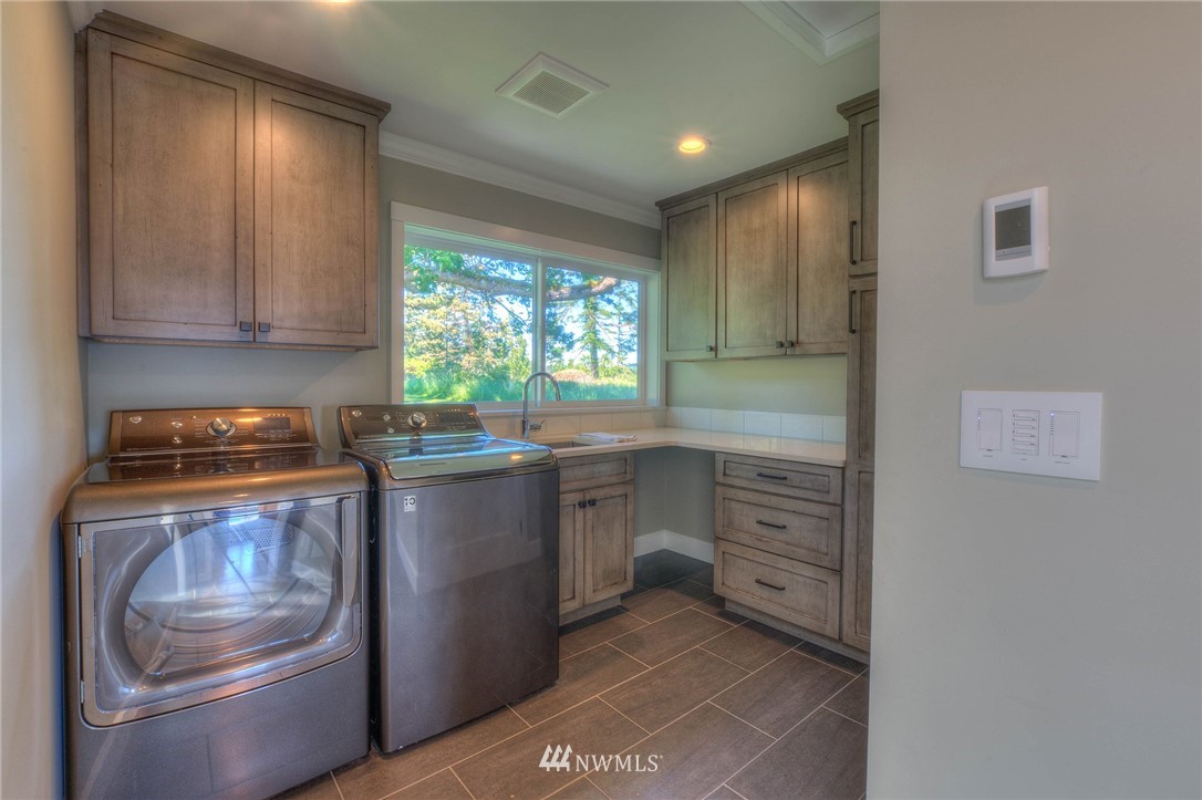 4074 Crow Valley Road Orcas Island, WA 98245 - Photo 17 of 25 Gallery Image 17