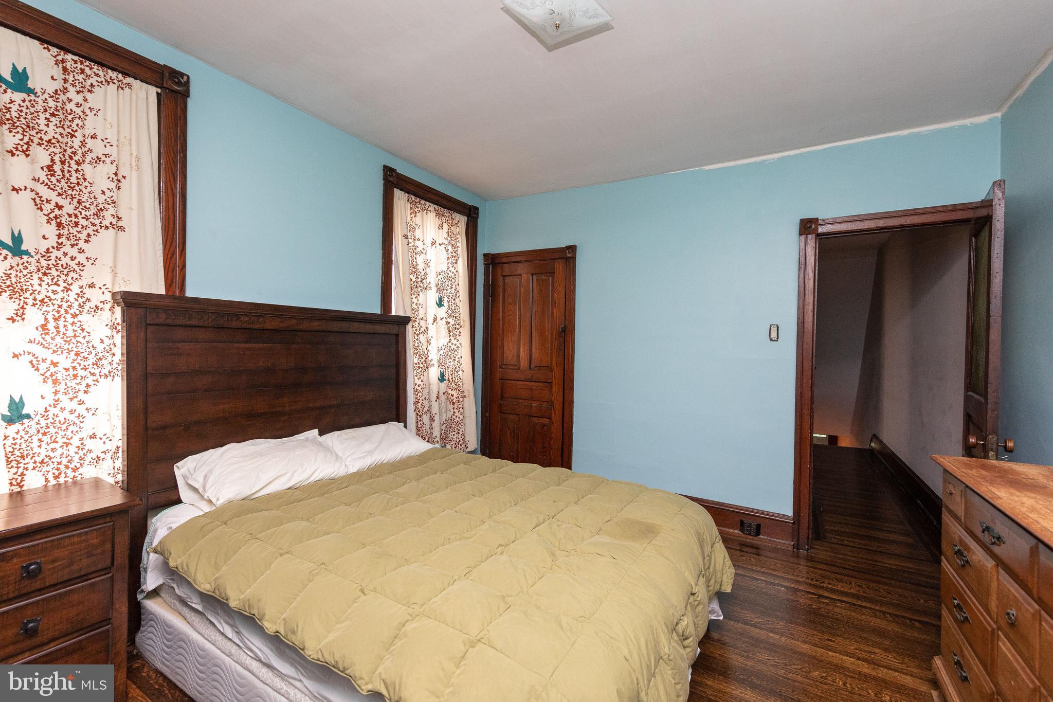 205 Rochelle Avenue Philadelphia, PA 19128 - Photo 17 of 32 Gallery Image 17