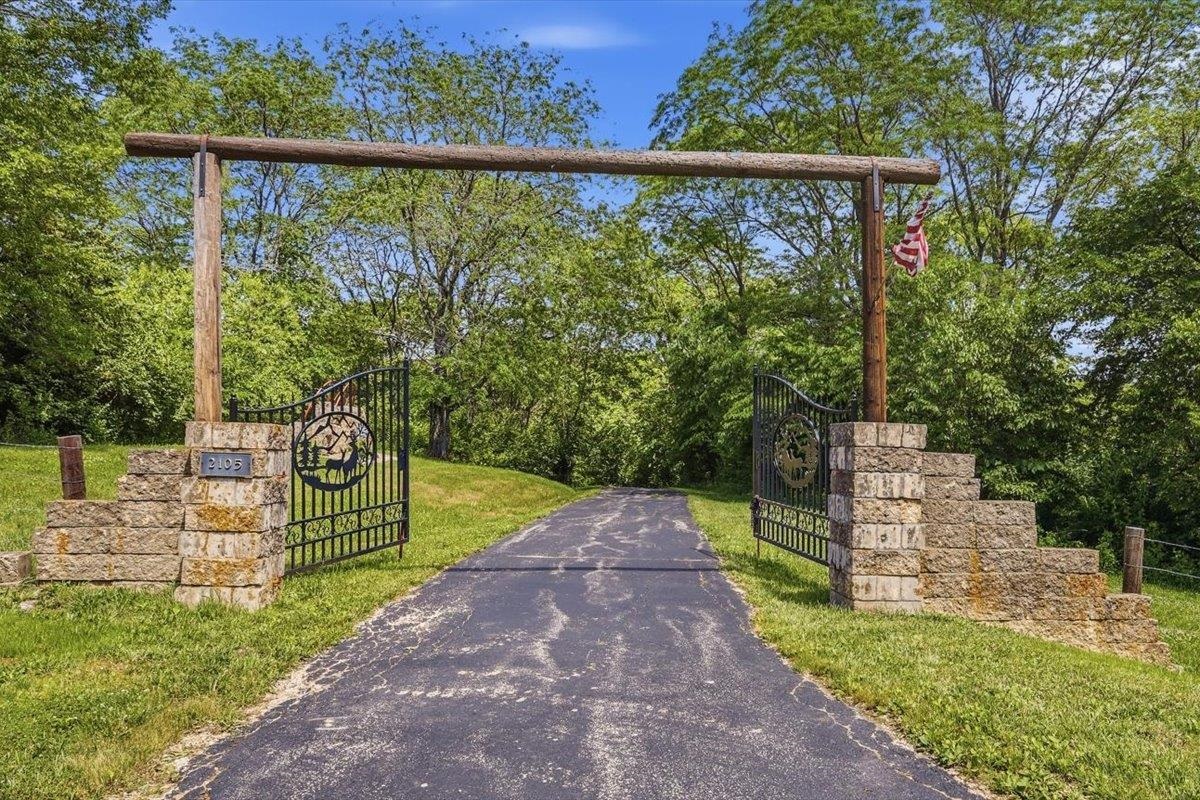 2105 North Elizabeth Scales Mound Road Elizabeth, IL 61028 - Photo 71 of 81