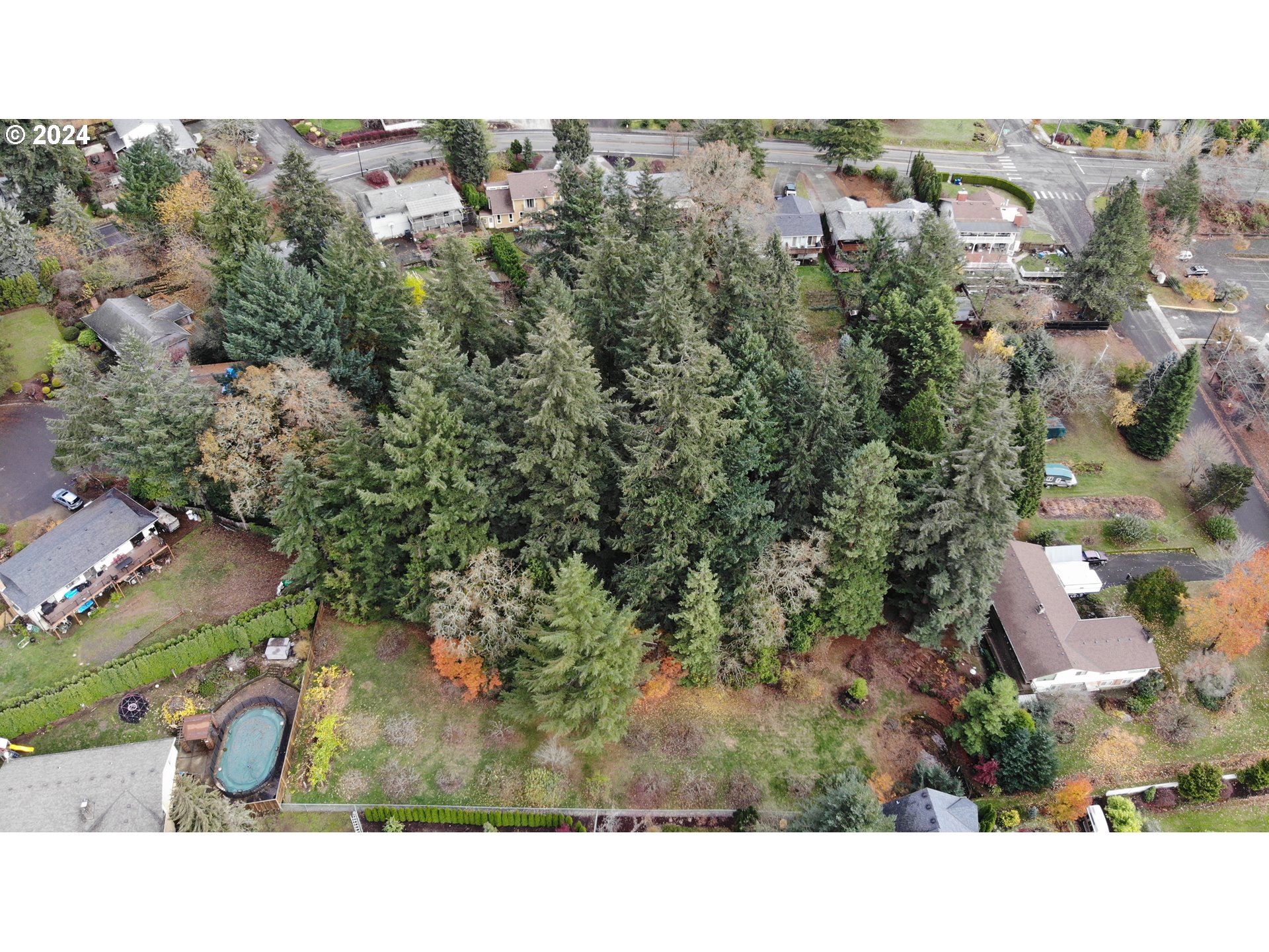 Southeast Hillcrest Road Happy Valley, OR 97086 - Photo 5 of 15 an aerial view of a house with a yard
