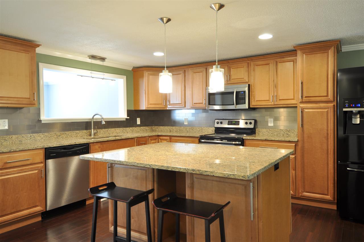 20 Nashua Road Windham, NH 03087 - Photo 4 of 30